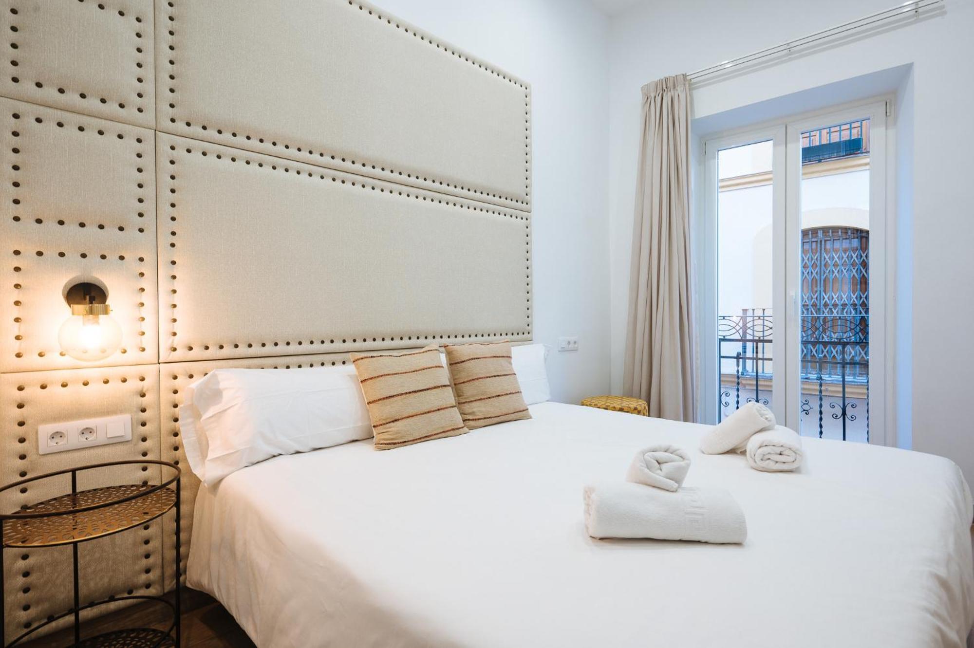 Ninesuites Cathedral Apartment Sevilla