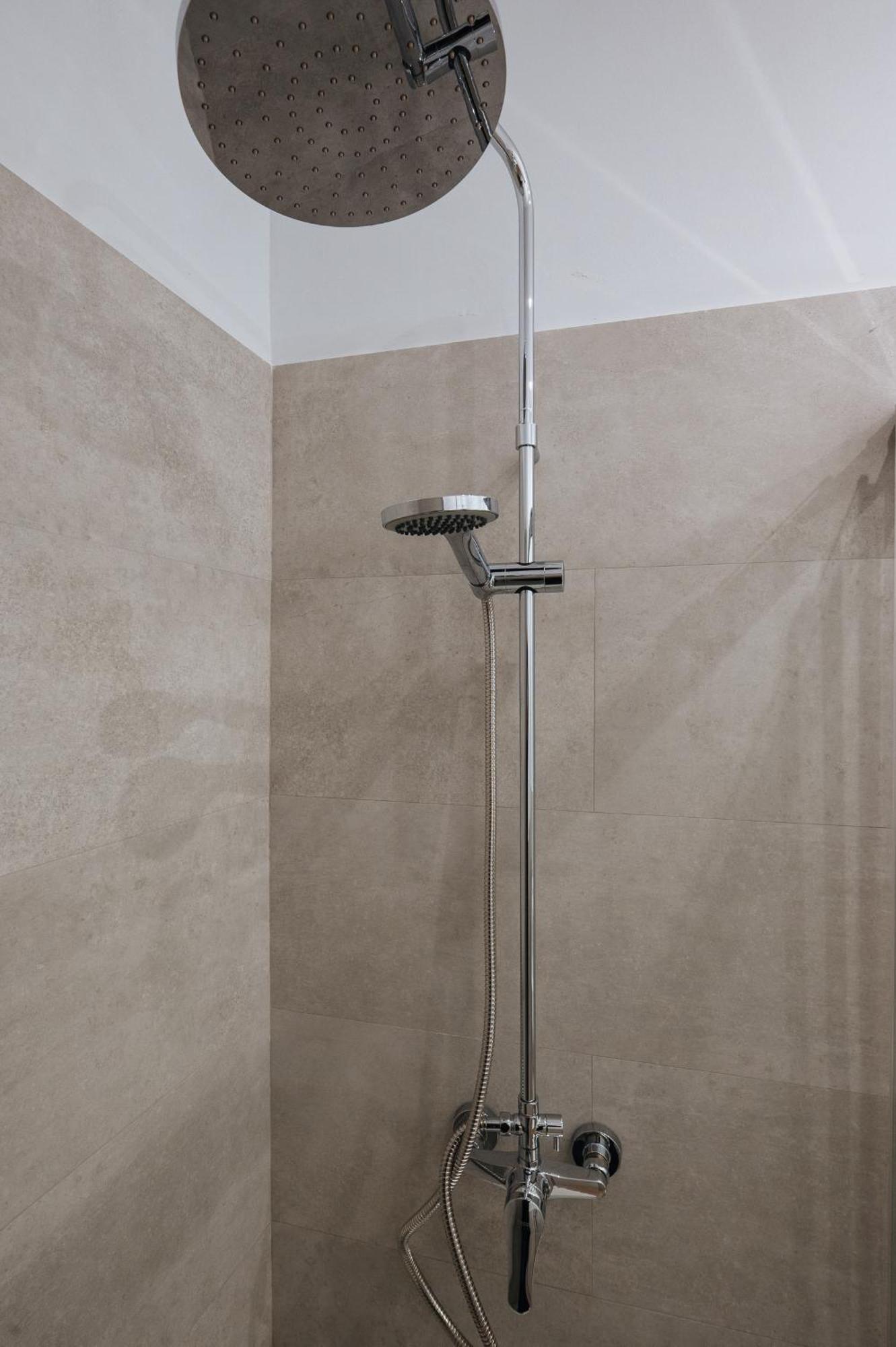 Ninesuites Cathedral Apartment Sevilla